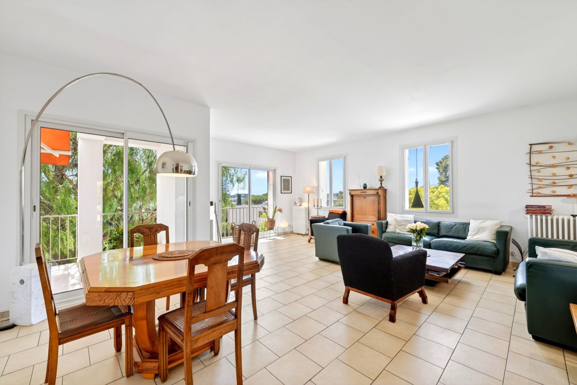 maison 6 Pièces en vente sur CARQUEIRANNE (83320)