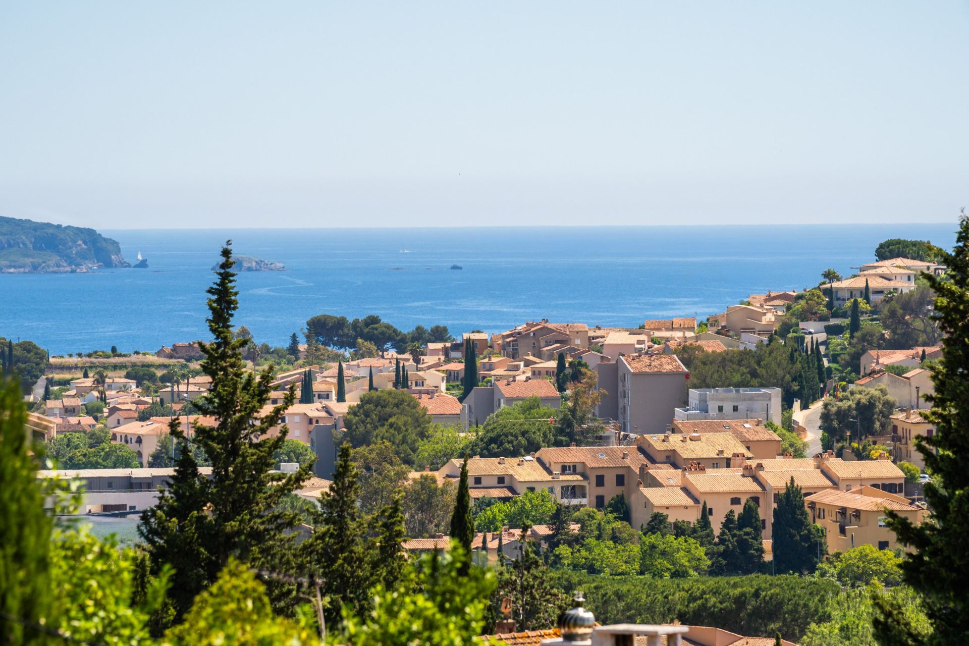 maison 6 Pièces en vente sur CARQUEIRANNE (83320)
