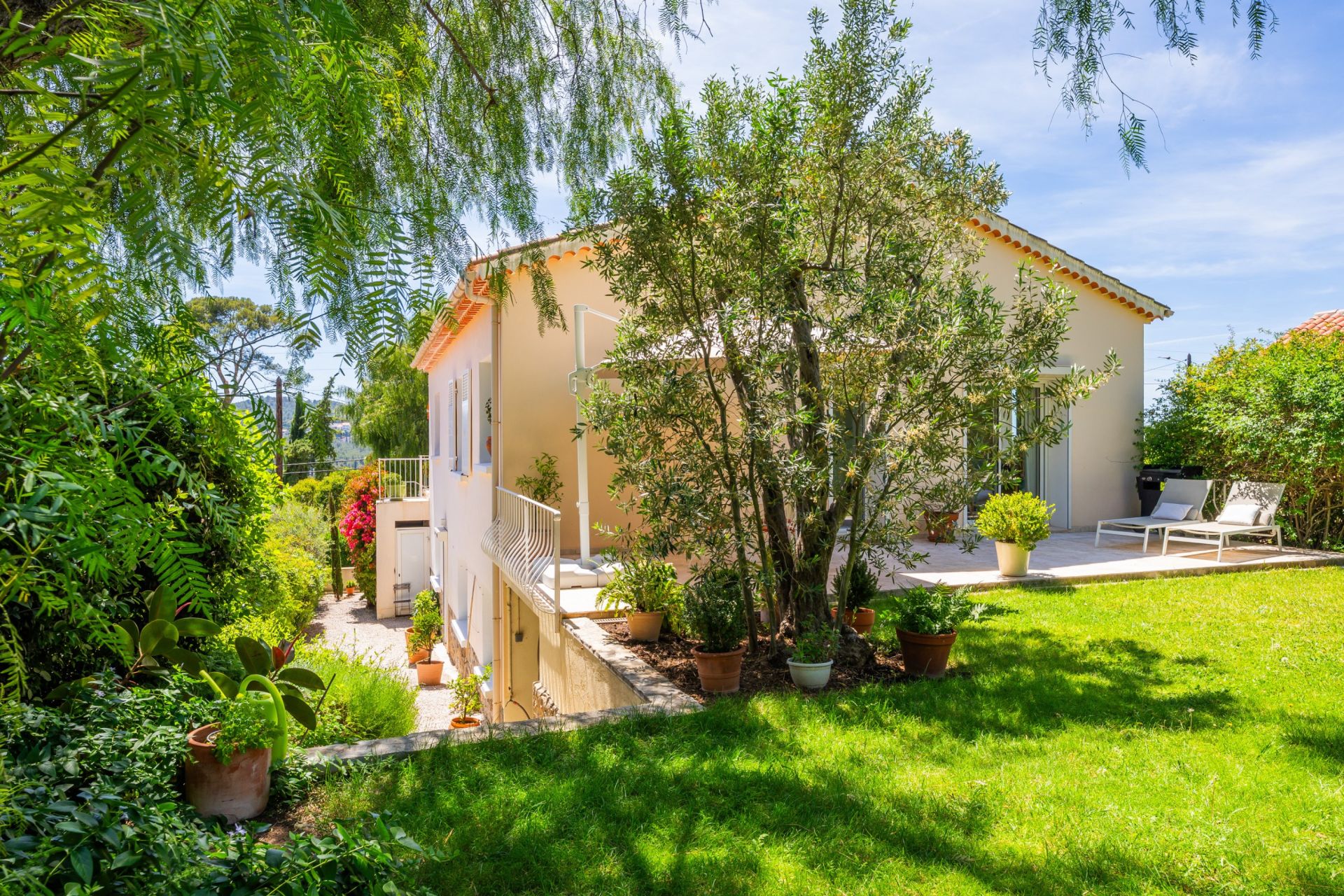 maison 6 Pièces en vente sur CARQUEIRANNE (83320)