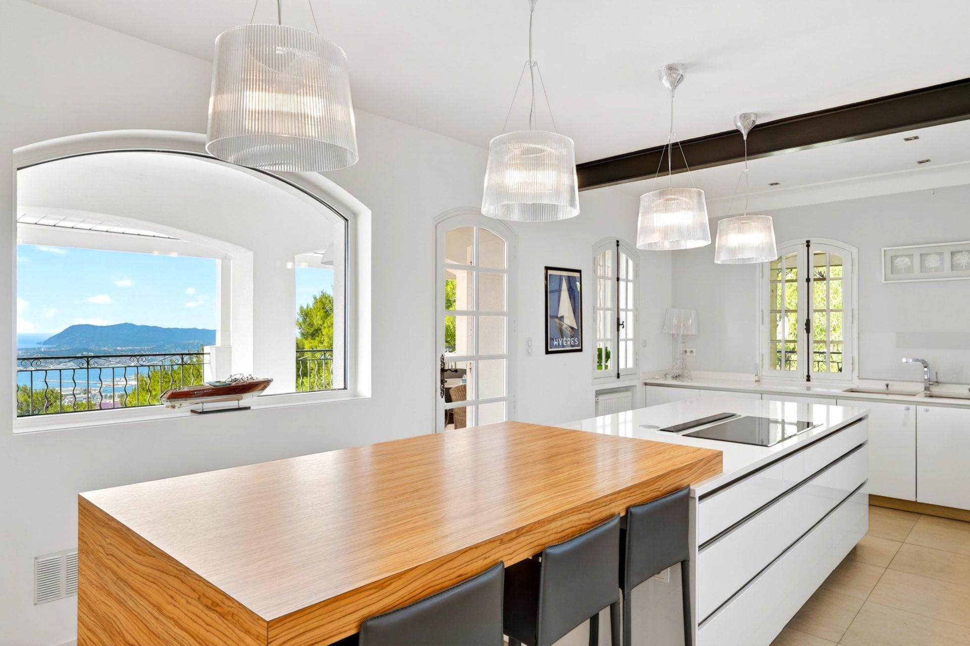 maison 10 Pièces en vente sur TOULON (83200)