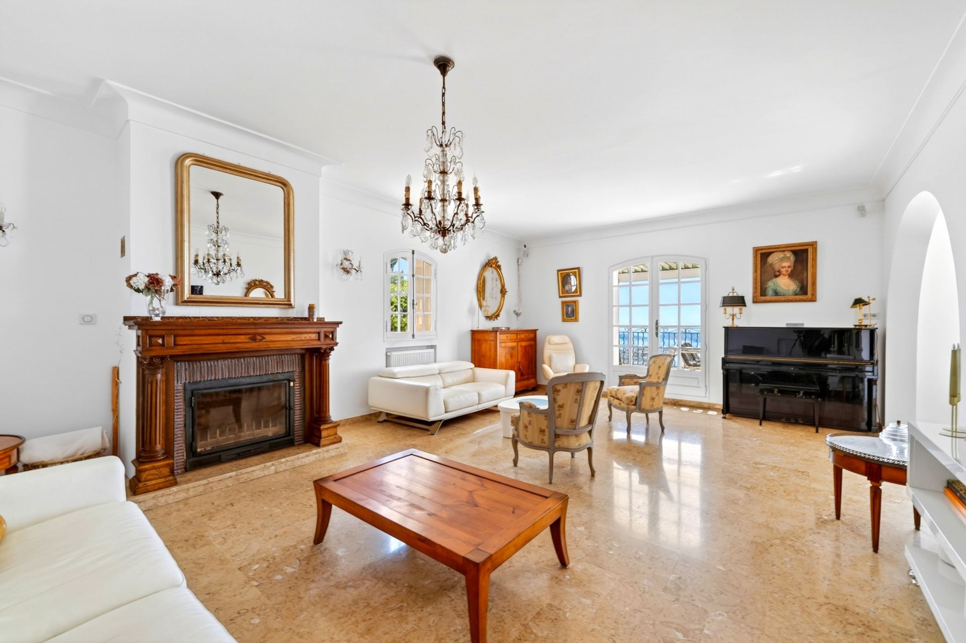 maison 10 Pièces en vente sur TOULON (83200)