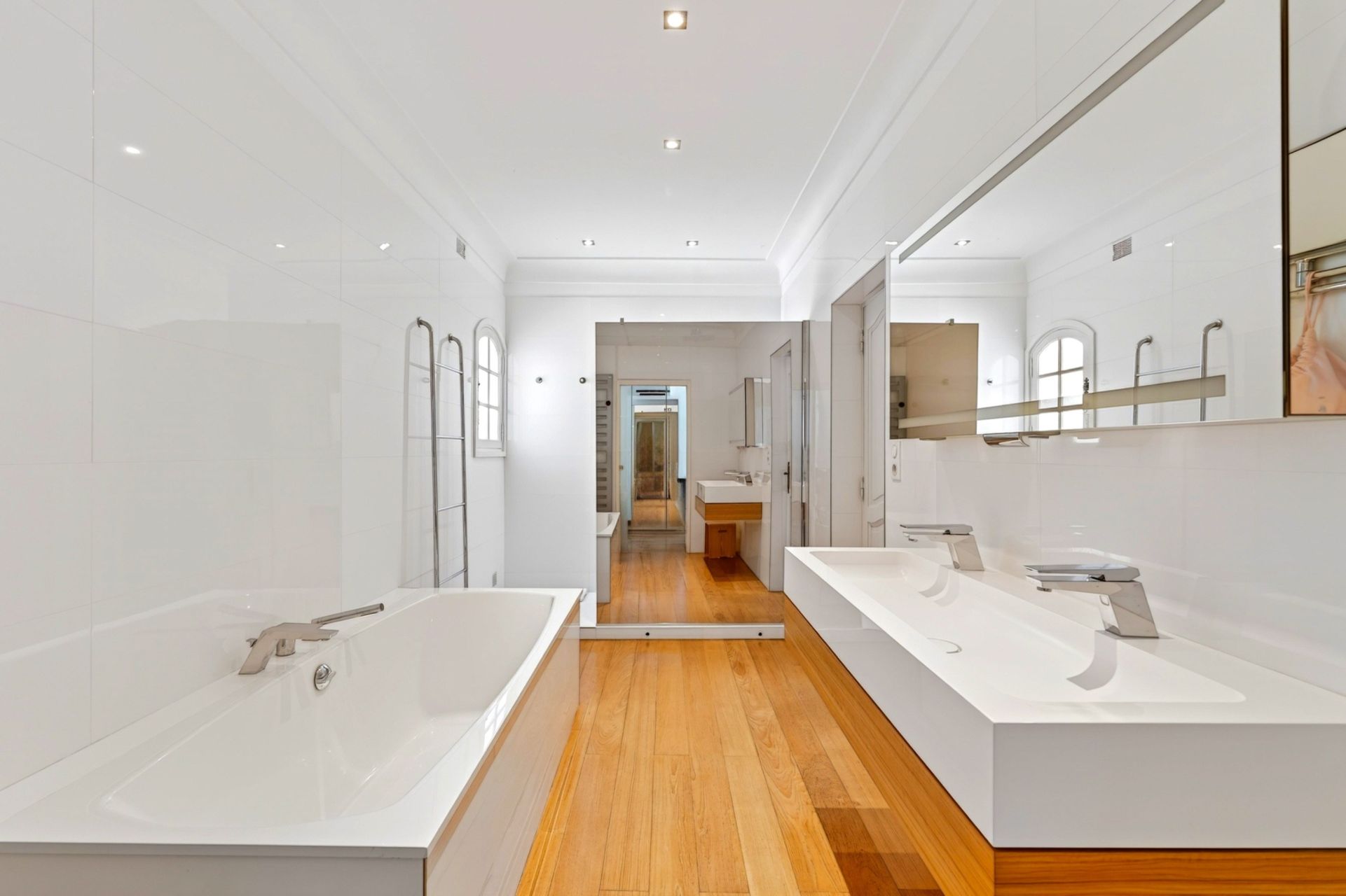maison 10 Pièces en vente sur TOULON (83200)