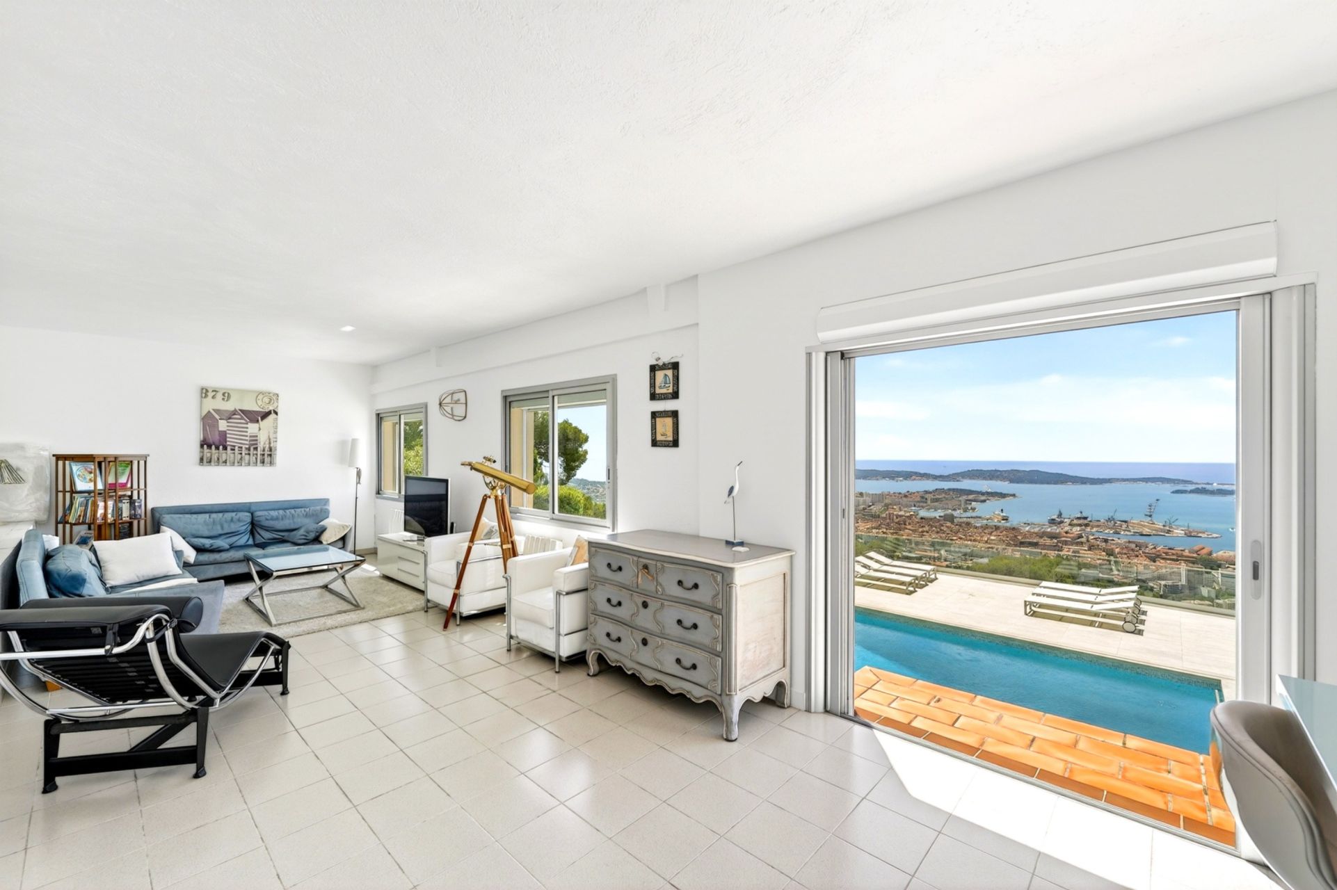 maison 10 Pièces en vente sur TOULON (83200)