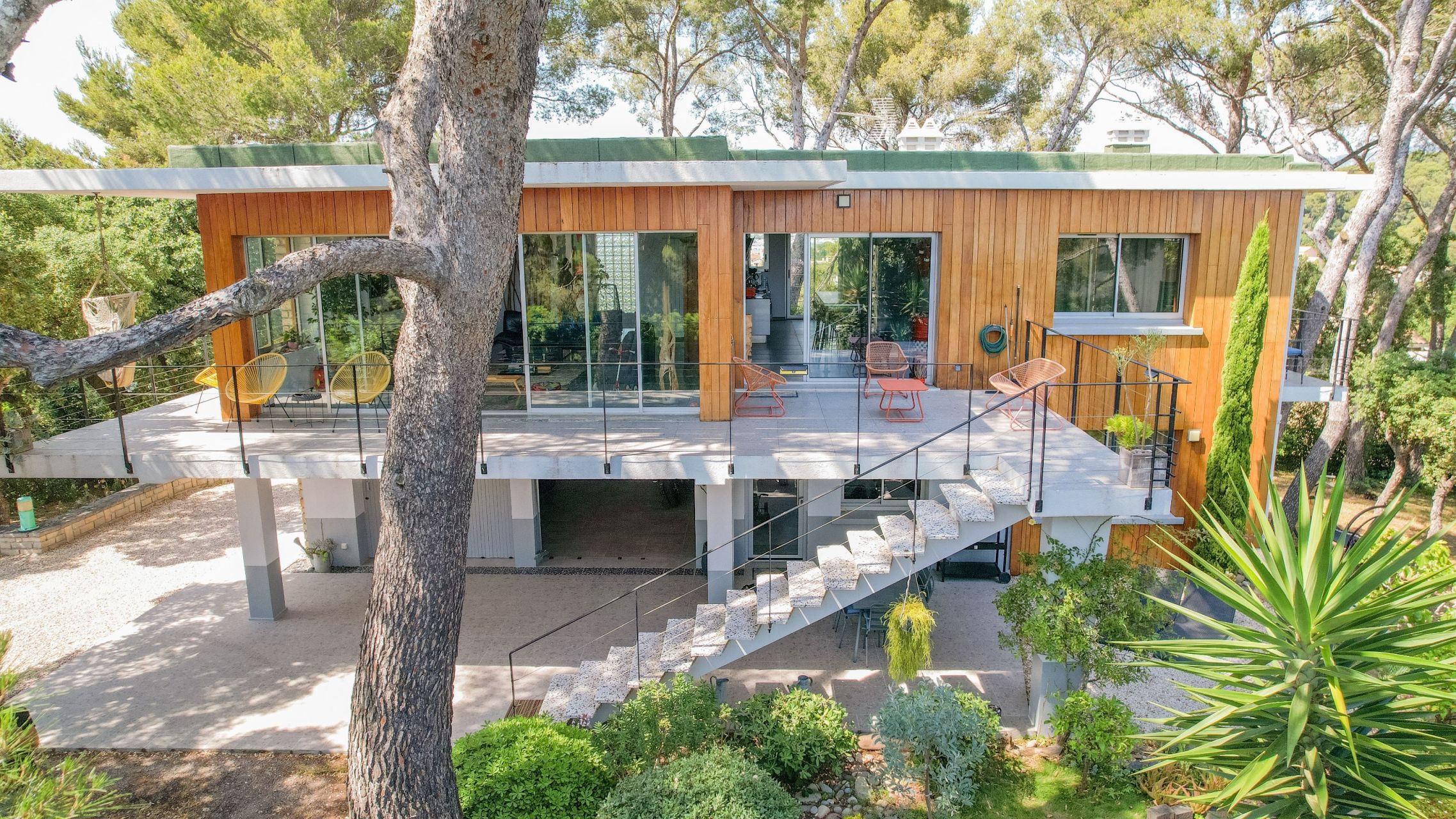 villa 6 Pièces en vente sur LA SEYNE SUR MER (83500)