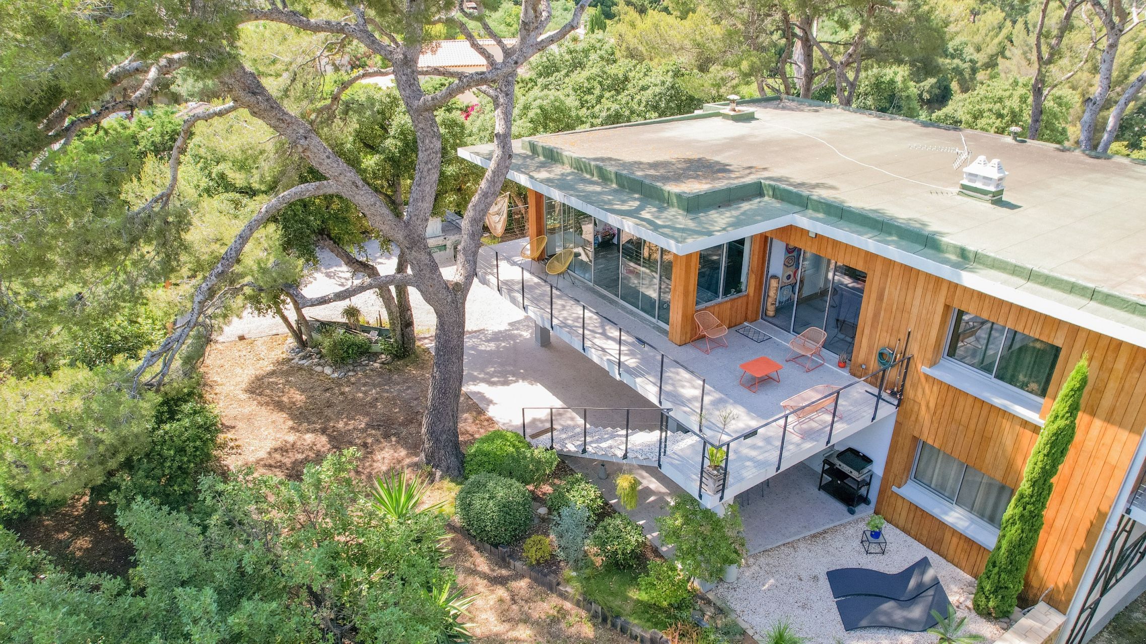 villa 6 Pièces en vente sur LA SEYNE SUR MER (83500)