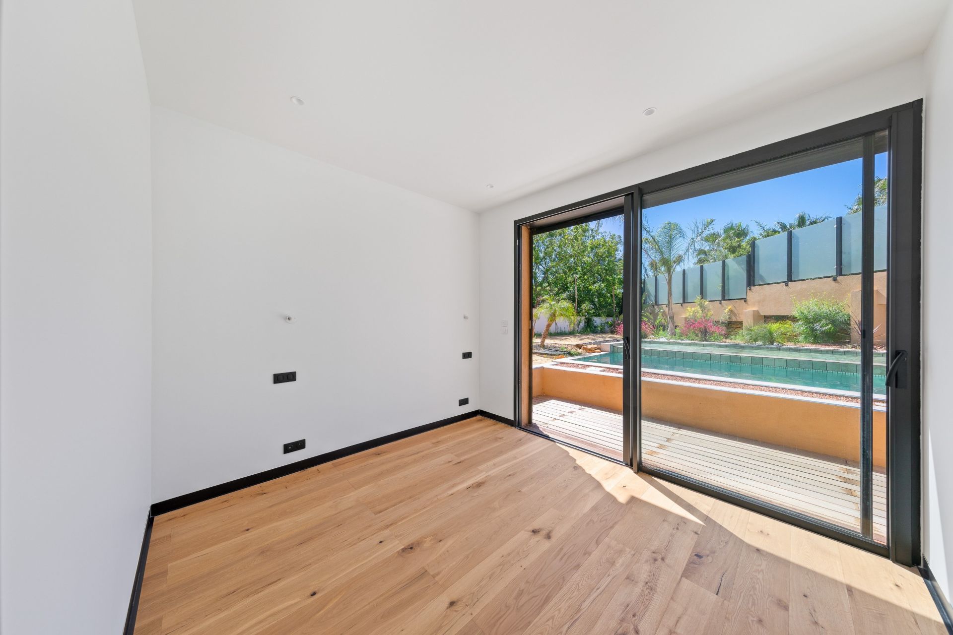 maison 5 Pièces en vente sur ST CYR SUR MER (83270)