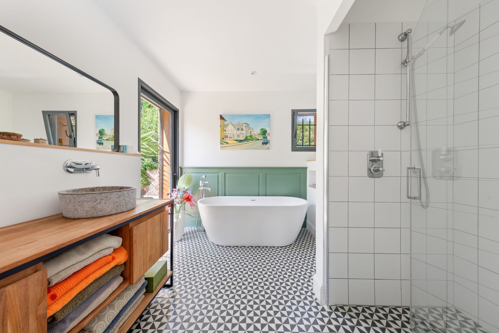 house 6 Rooms for sale on OLLIOULES (83190)