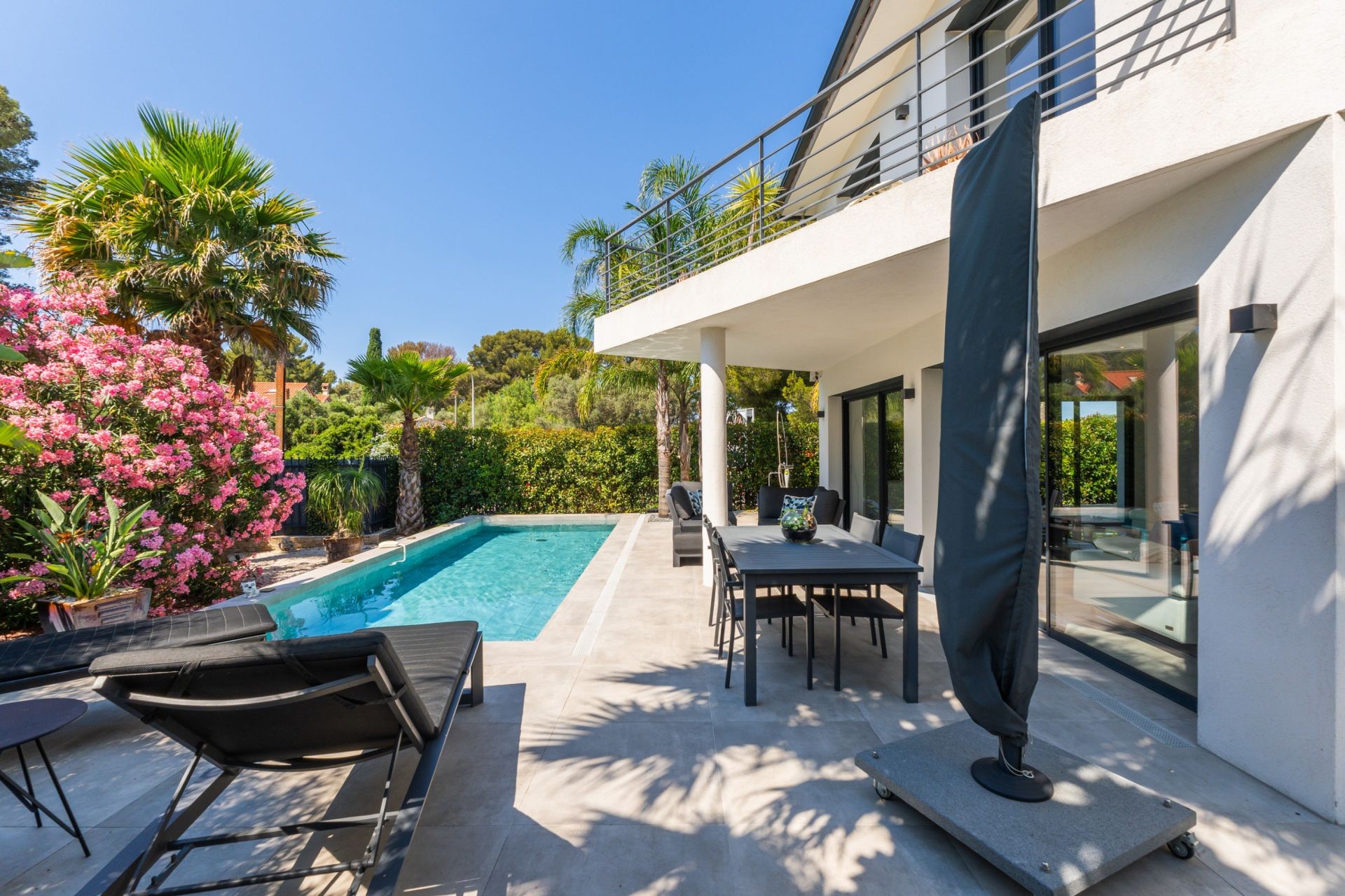 maison 5 Pièces en vente sur SANARY SUR MER (83110)