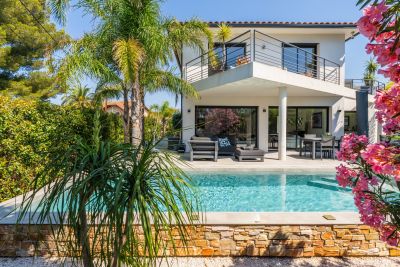 Vente Maison Sanary-sur-Mer 5&nbsp;Pièces 150&nbsp;m²