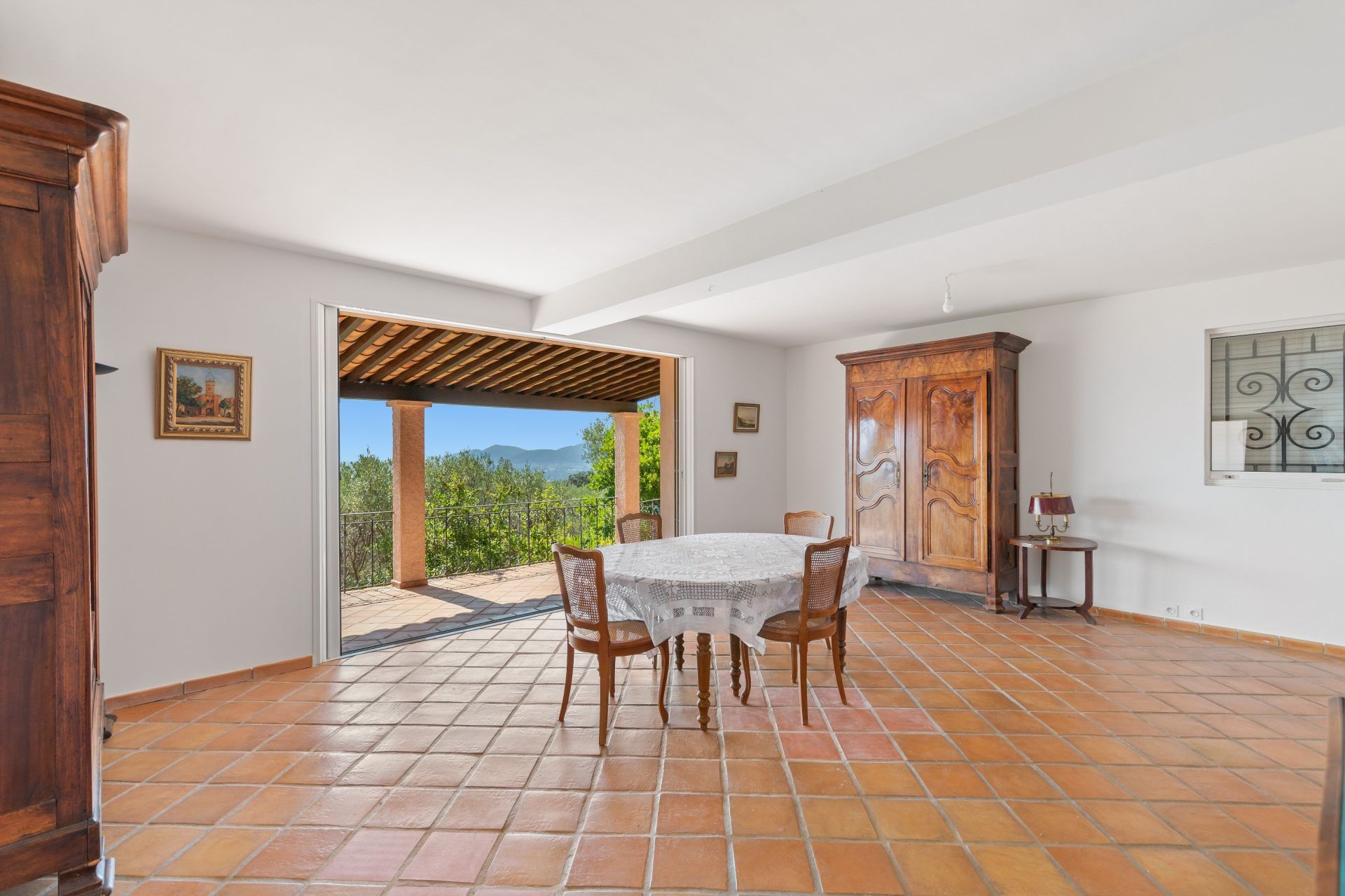 house 7 Rooms for sale on LA FARLEDE (83210)