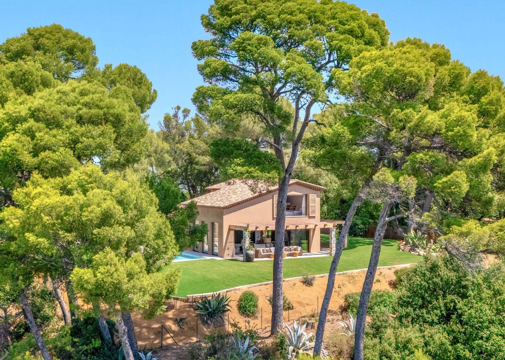 maison 6 Pièces en vente sur LE PRADET (83220)