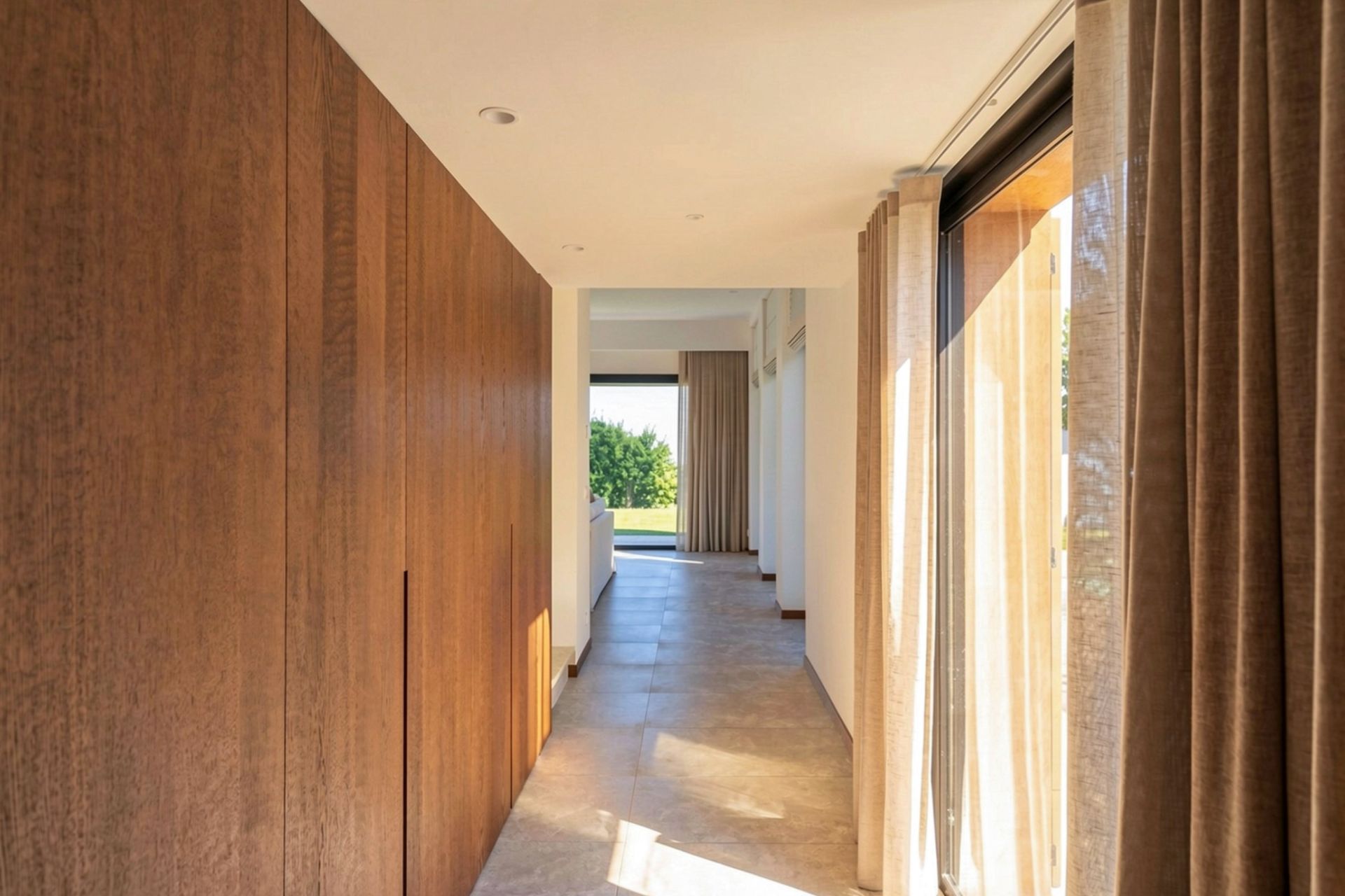 house 6 Rooms for sale on LE PRADET (83220)