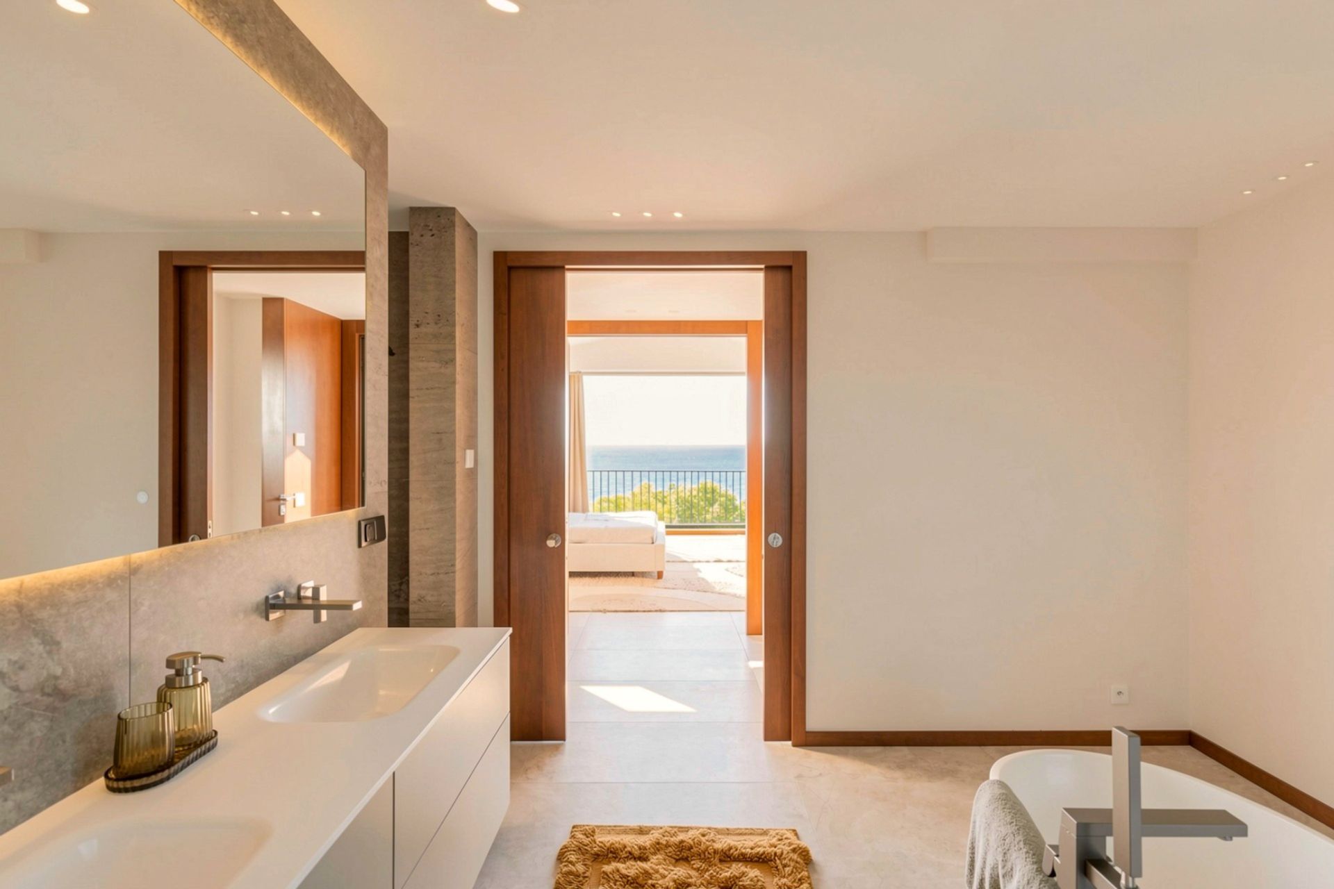 house 6 Rooms for sale on LE PRADET (83220)