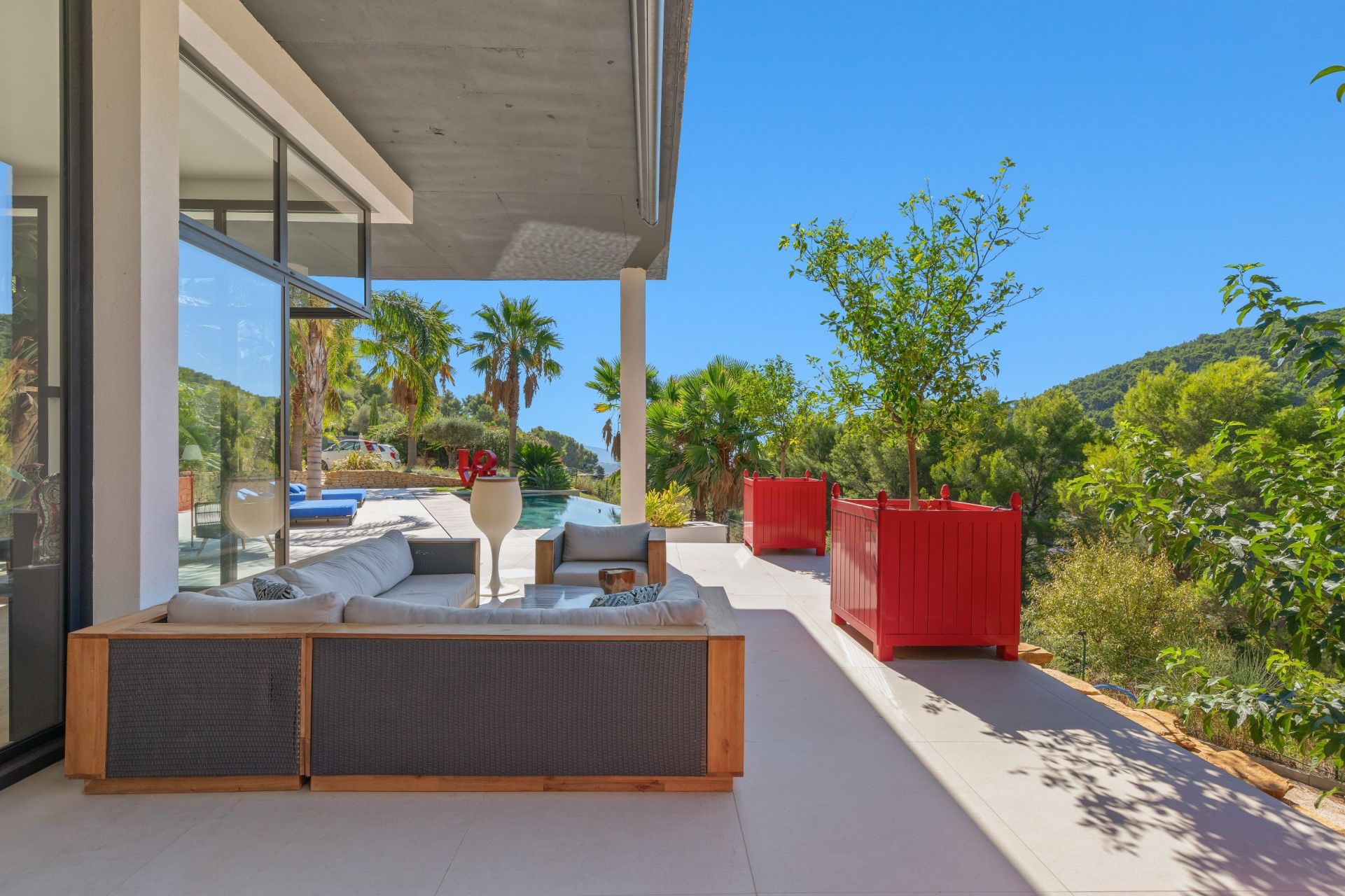 villa 7 Pièces en vente sur LA VALETTE DU VAR (83160)