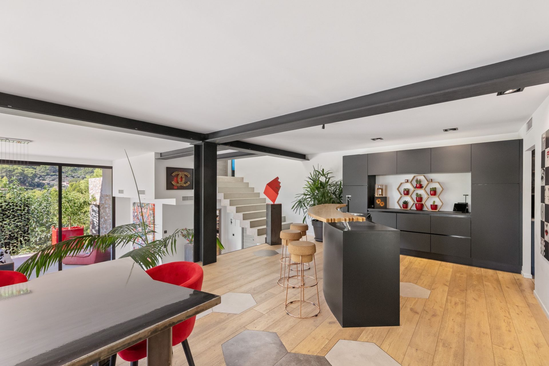 villa 7 Pièces en vente sur LA VALETTE DU VAR (83160)