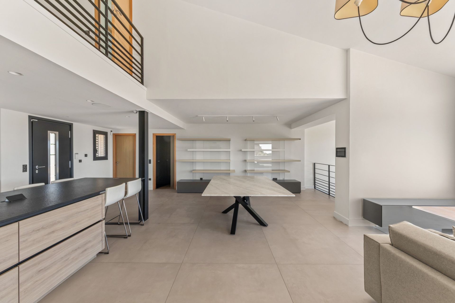 maison 9 Pièces en vente sur LA CADIERE D AZUR (83740)