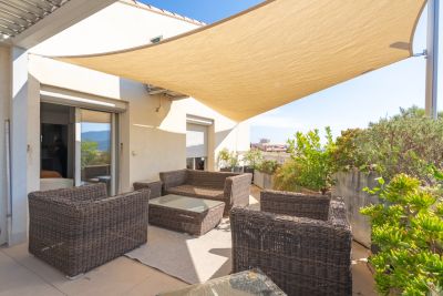 Vente Appartement Hyères 4&nbsp;Pièces 107&nbsp;m²
