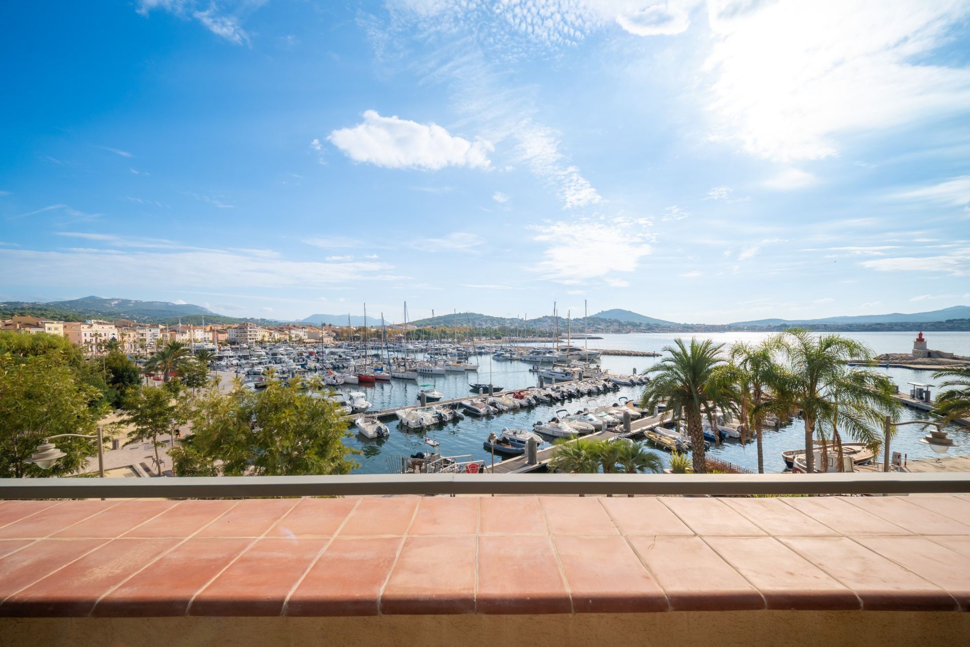 maison de ville 5 Pièces en vente sur SANARY SUR MER (83110)