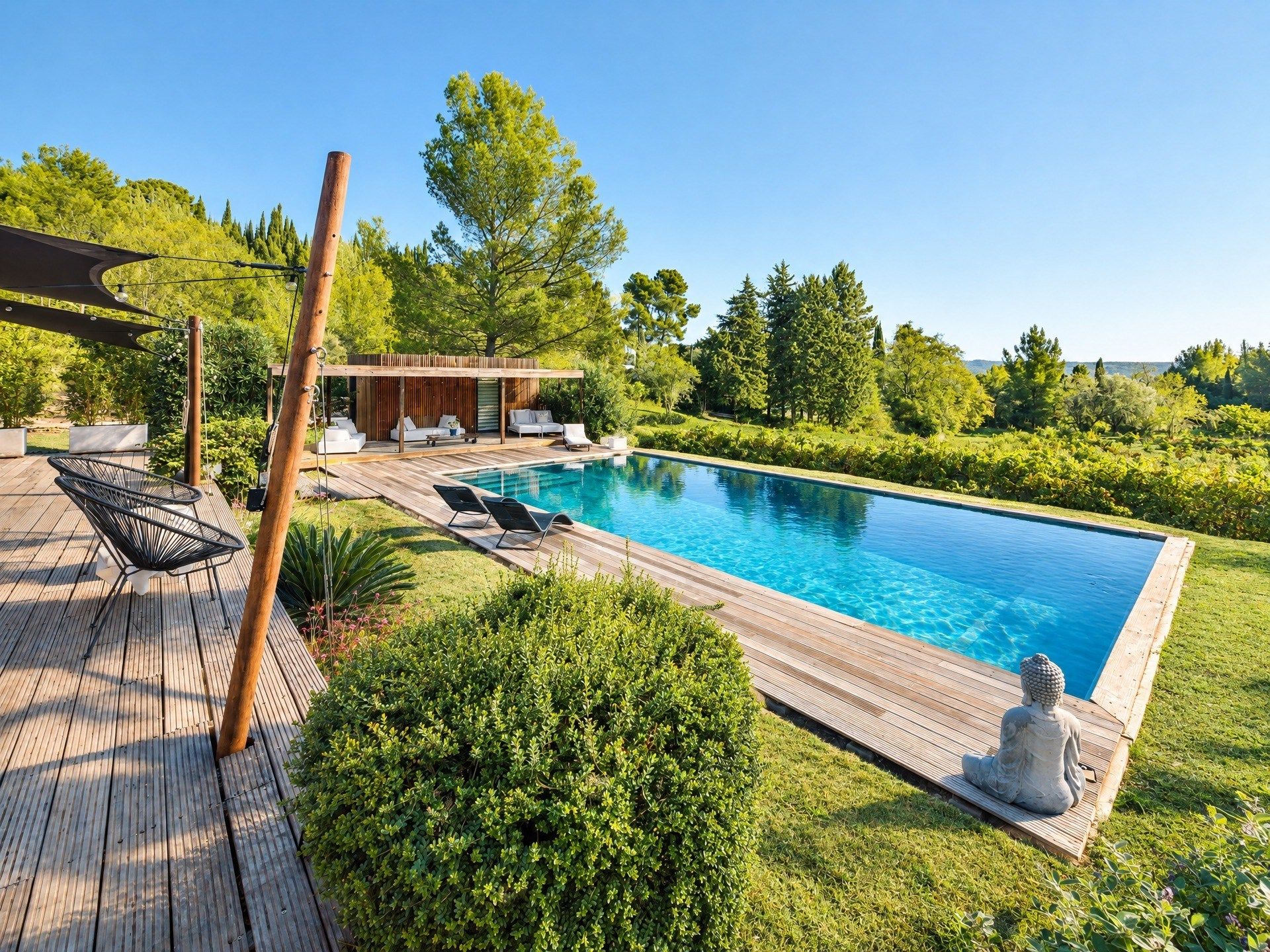 house 6 Rooms for sale on LE CASTELLET (83330)