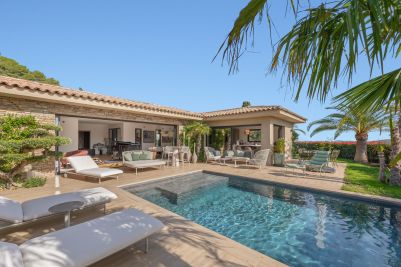 Sale House Sanary-sur-Mer 6&nbsp;Rooms 215&nbsp;m²