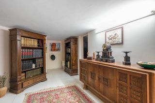 house 7 Rooms for sale on LA CADIERE D AZUR (83740)