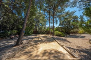 house 7 Rooms for sale on LA CADIERE D AZUR (83740)