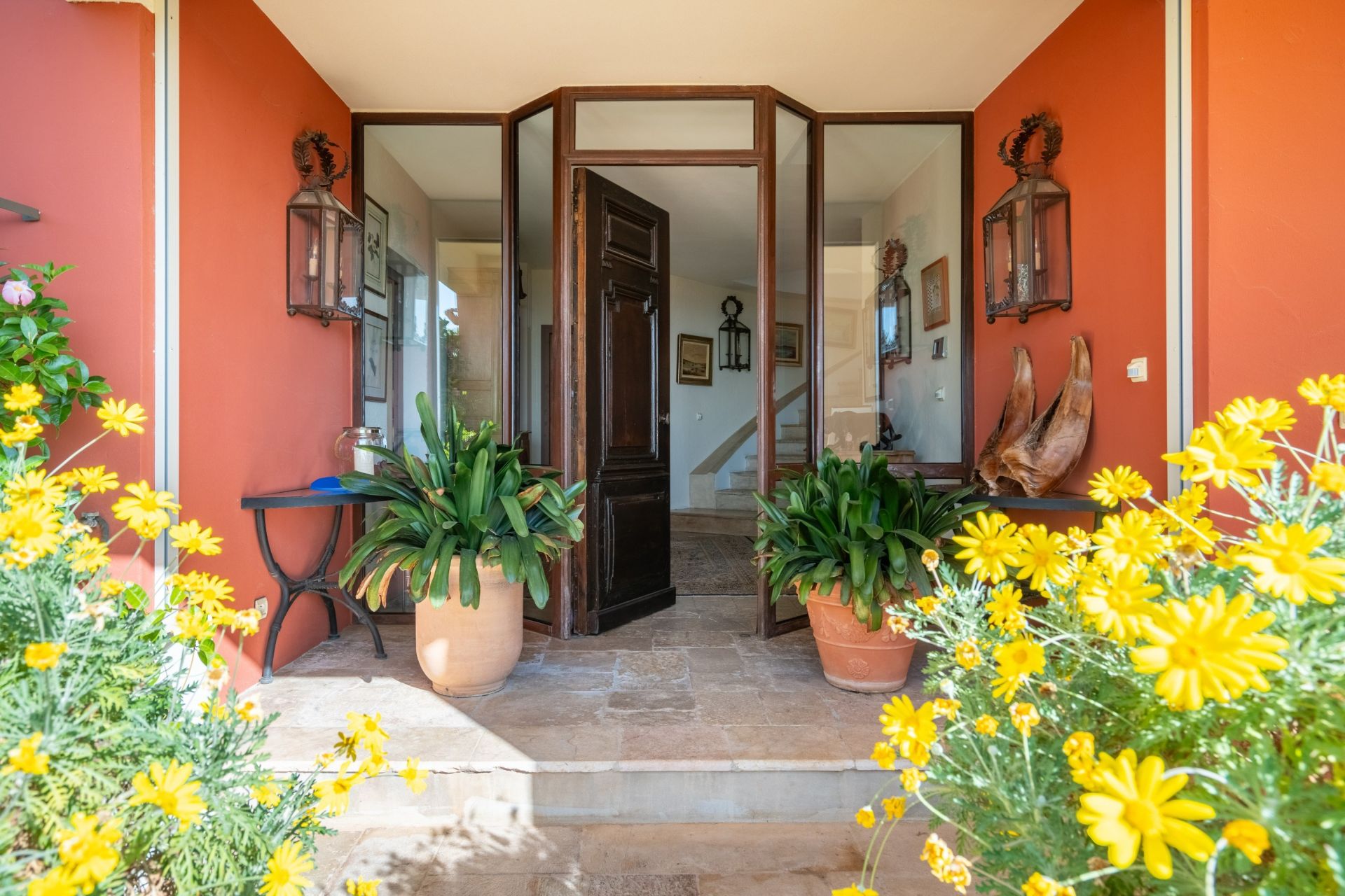 house 7 Rooms for sale on ST CYR SUR MER (83270)