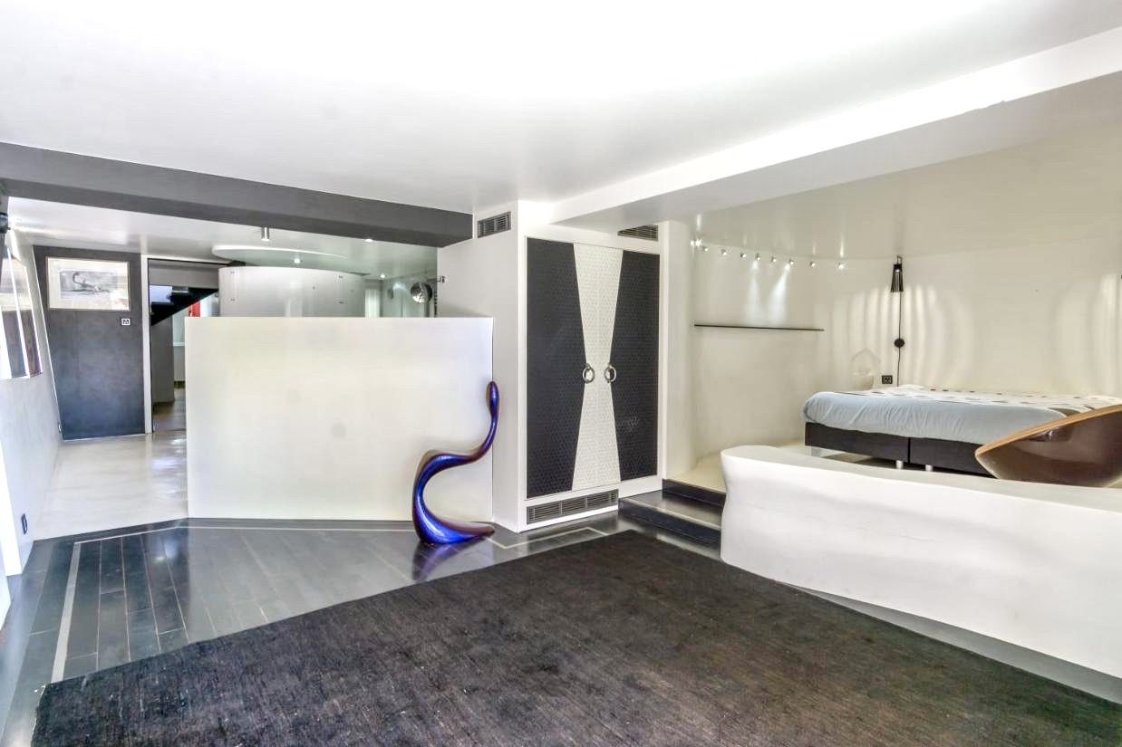 house 7 Rooms for seasonal rent on LE CASTELLET (83330)