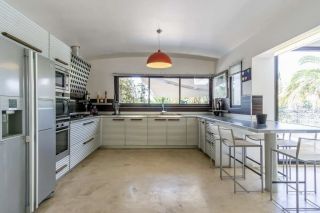 house 7 Rooms for seasonal rent on LE CASTELLET (83330)