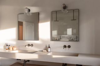 house 6 Rooms for seasonal rent on BORMES LES MIMOSAS (83230)