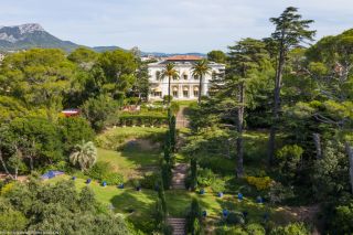 castle 28 Rooms for seasonal rent on LE PRADET (83220)