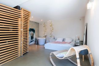 villa 5 Rooms for seasonal rent on BANDOL (83150)