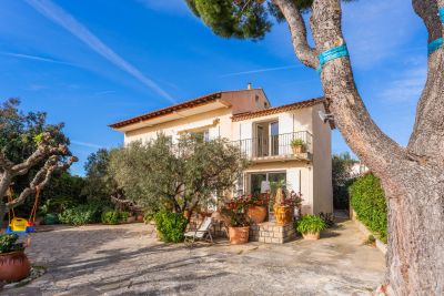 Sale House Bandol 9 Rooms 288 m²