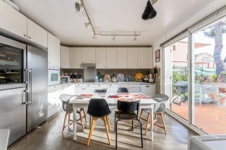 house 9 Rooms for sale on BANDOL (83150)