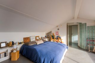 house 9 Rooms for sale on BANDOL (83150)