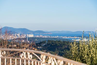 Vente Maison Ollioules 6 Pièces 177 m²