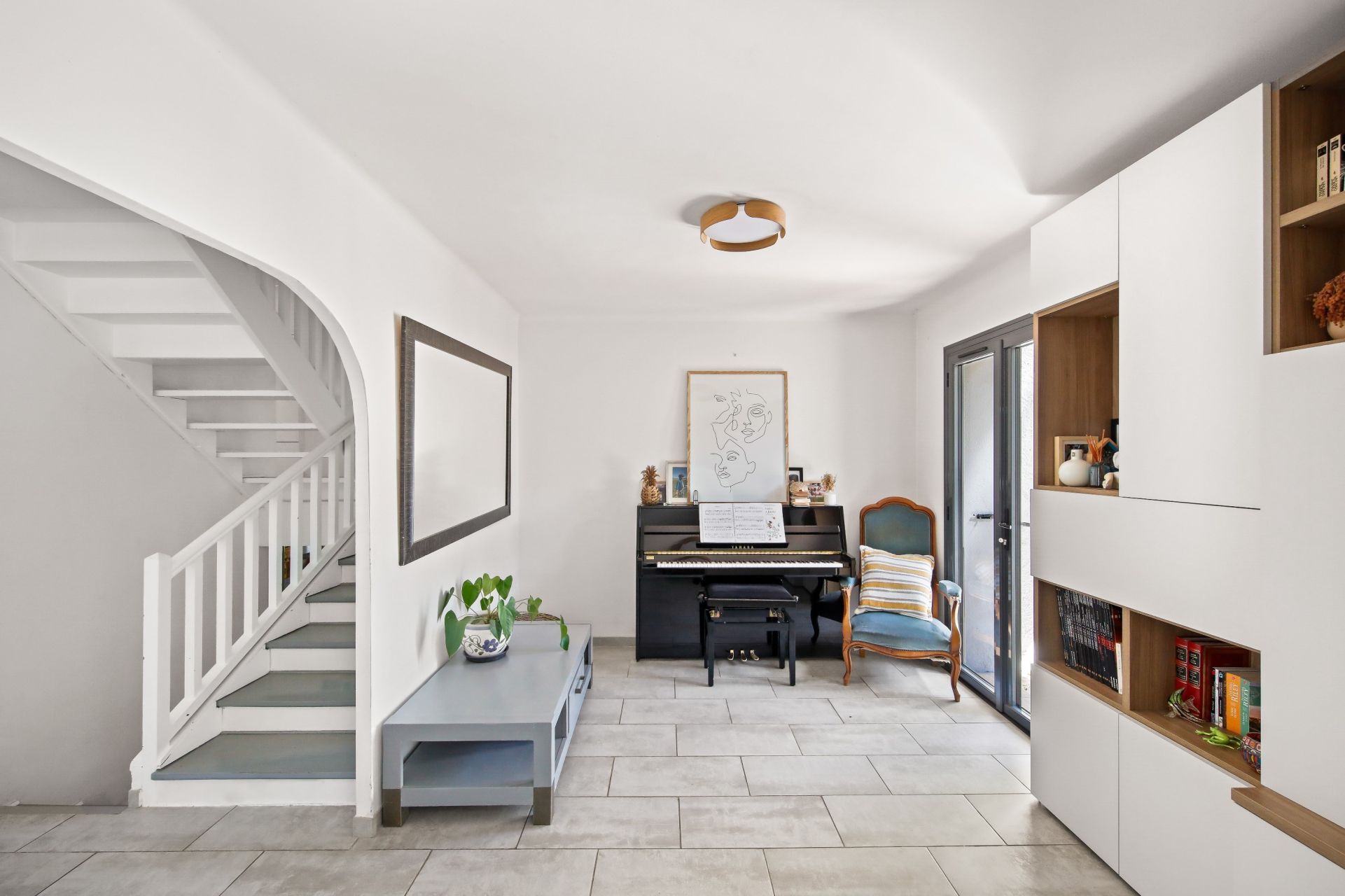 house 6 Rooms for sale on TOULON (83000)