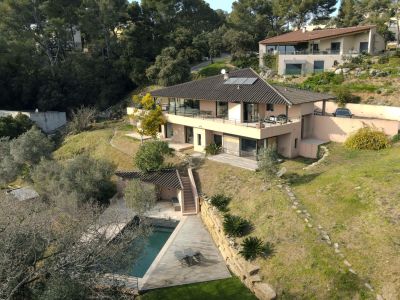 Sale Contemporary house La Seyne-sur-Mer 5&nbsp;Rooms 202&nbsp;m²