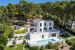 house 6 Rooms for sale on CARQUEIRANNE (83320)